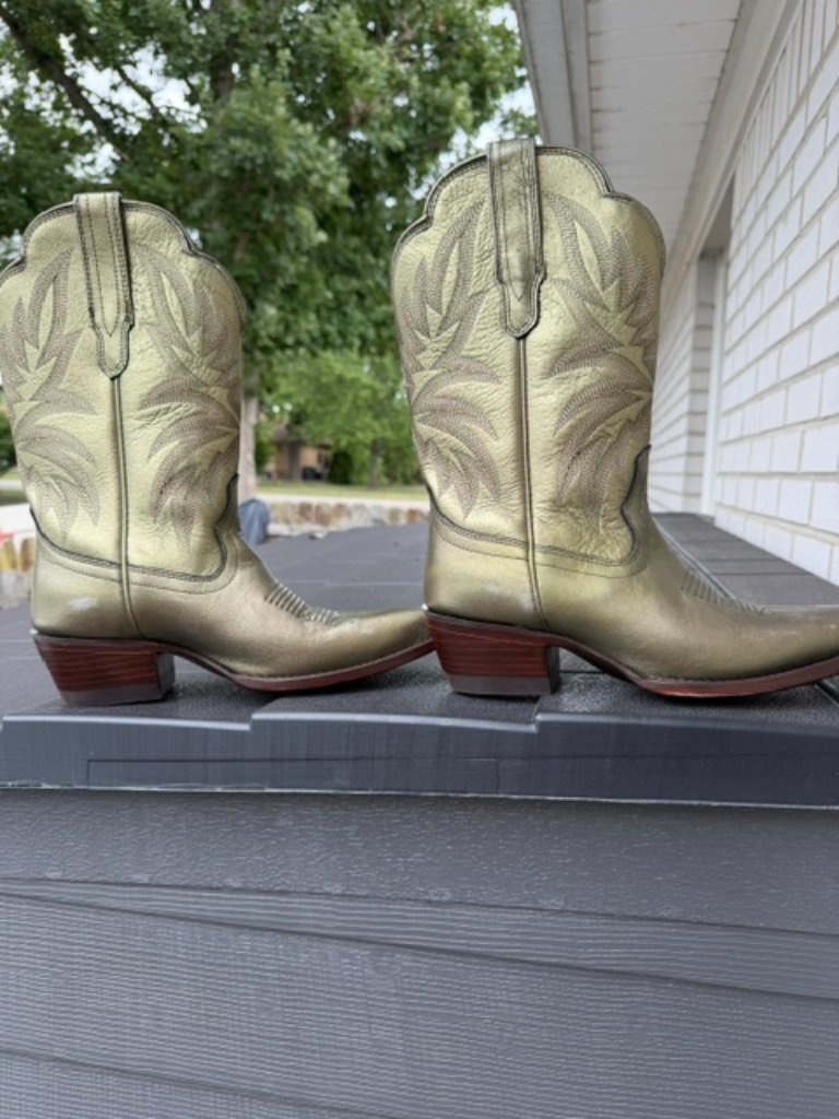 Tecovas Sadie Olive Metallic Limited Holiday Edition Boots 6 — image 8 of 8